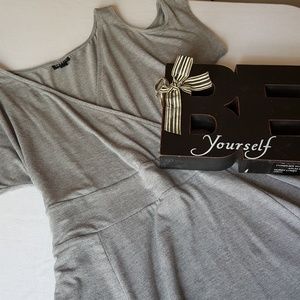 Torrid gray cold shoulder  maxi dress sz 1